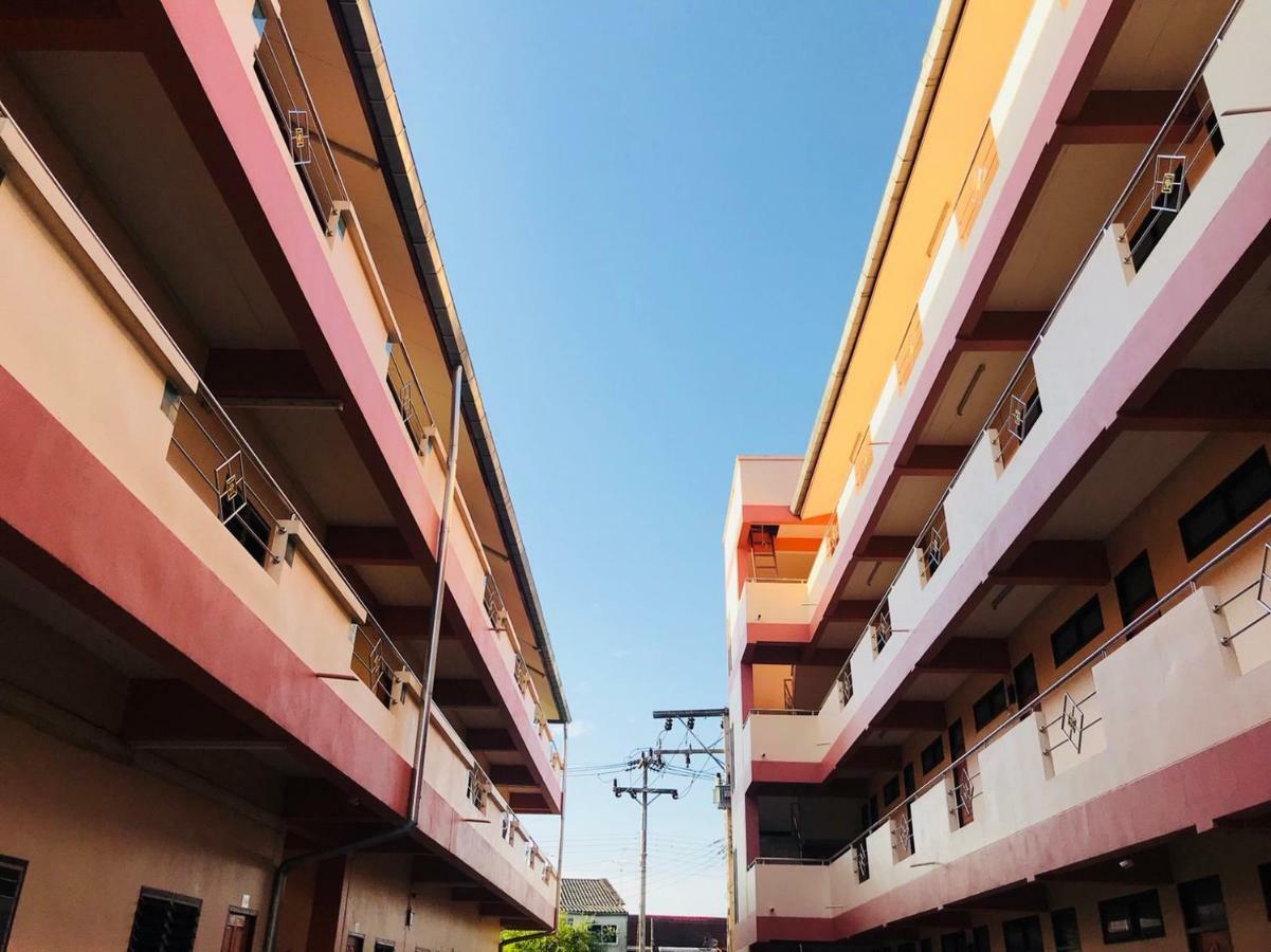 Anchisa Mansion Apartment พะเยา ภายนอก รูปภาพ